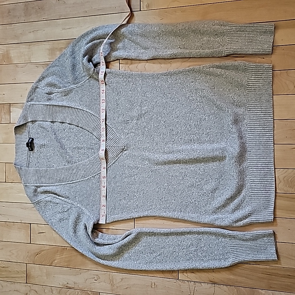 Express long sleeve top